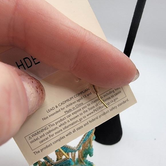 New Beaded Dangle Earrings - Picture 5 of 5